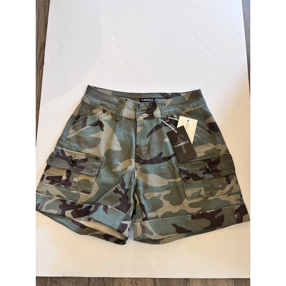 NWT Women's Camouflage Streetwear Flamingals Utility Tactical Y2K‎ Shorts W26